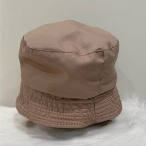 Ladies Reversible Bucket Hat in Tan and Black